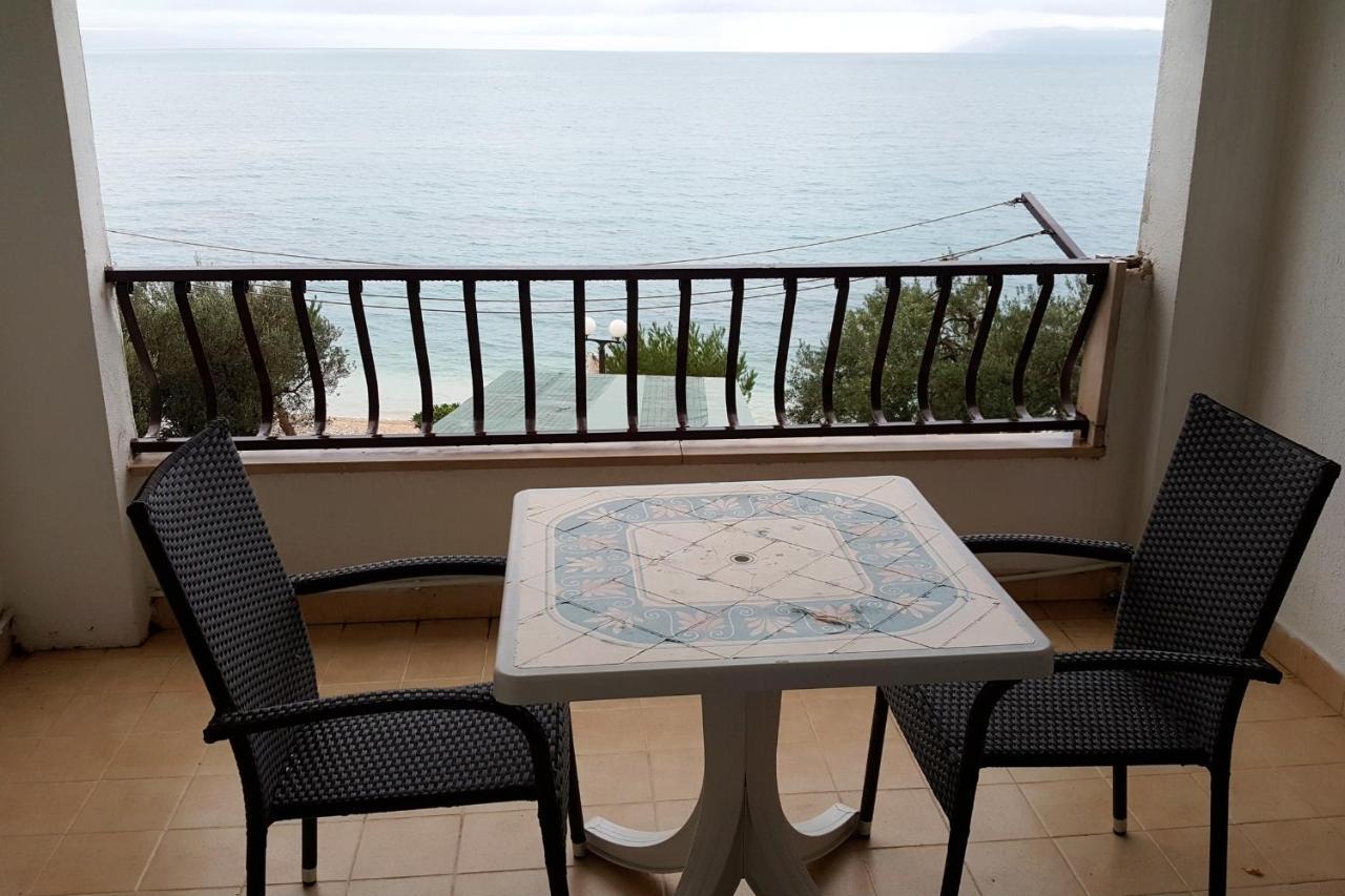 Apartments By The Sea Tucepi, Makarska - 2699 المظهر الخارجي الصورة